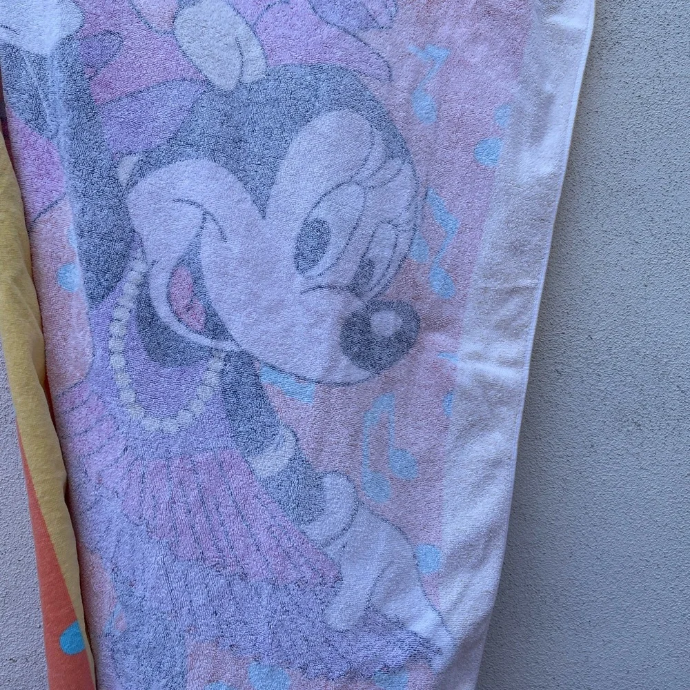 Marvelous Minnie Mouse Beach Towel